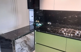 zelenyj